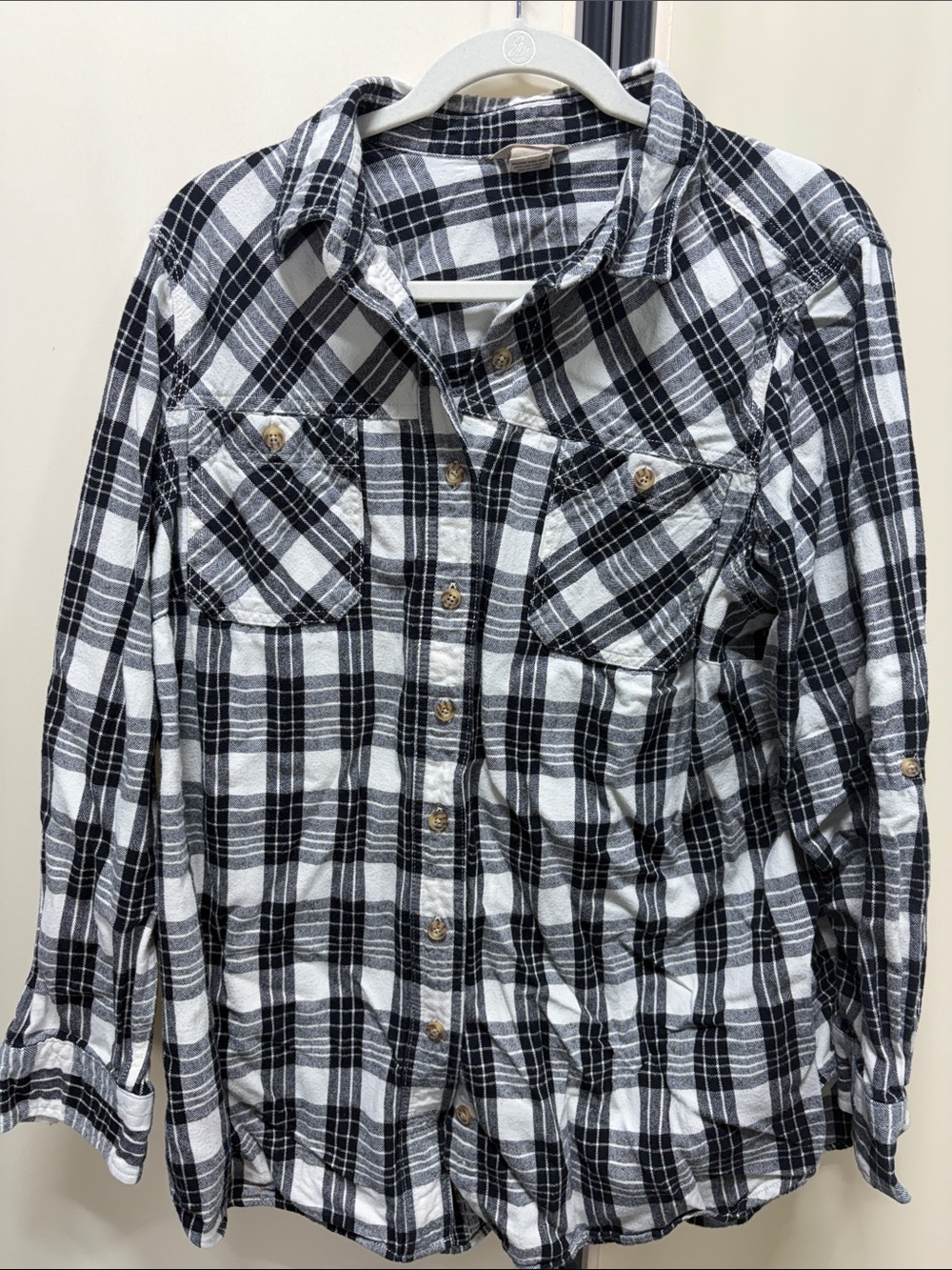 Duluth Trading Co Black and White Plaid Flannel Shirt